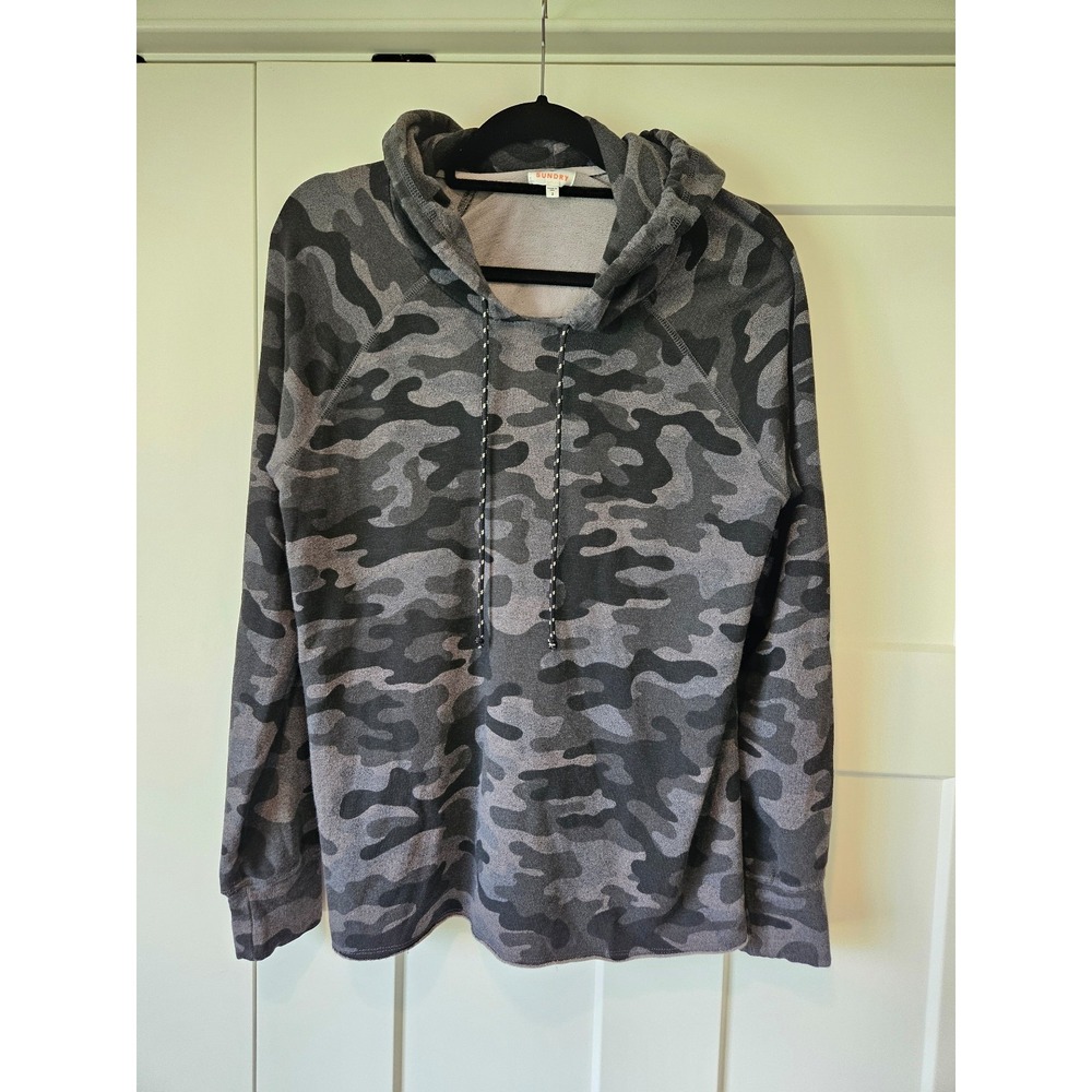 Anthropologie Sundry black camo L/S pullover hoodie sweatshirt size m/2 EUC